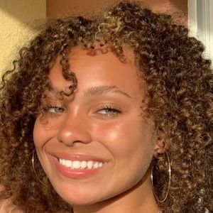 Meet your Posher, Cc